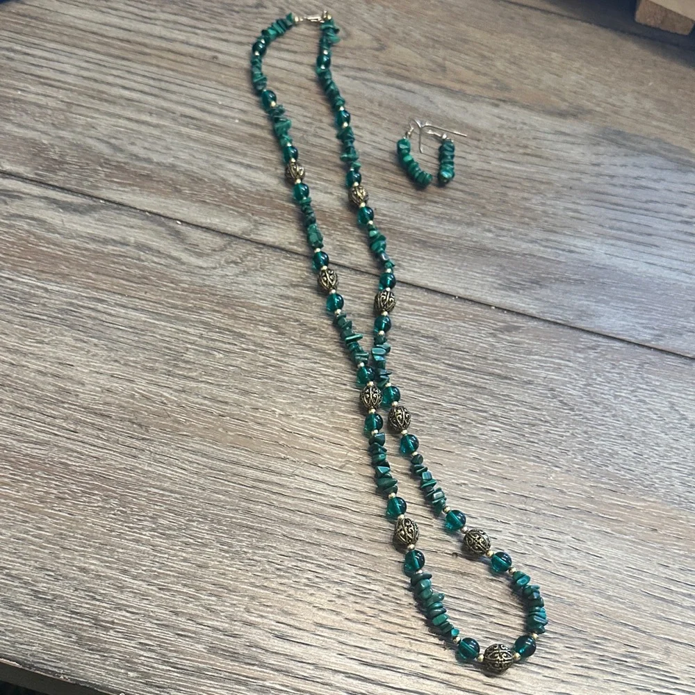 Natural Malachite Chip Necklace Earrings Set Gold Accent Beads Boho